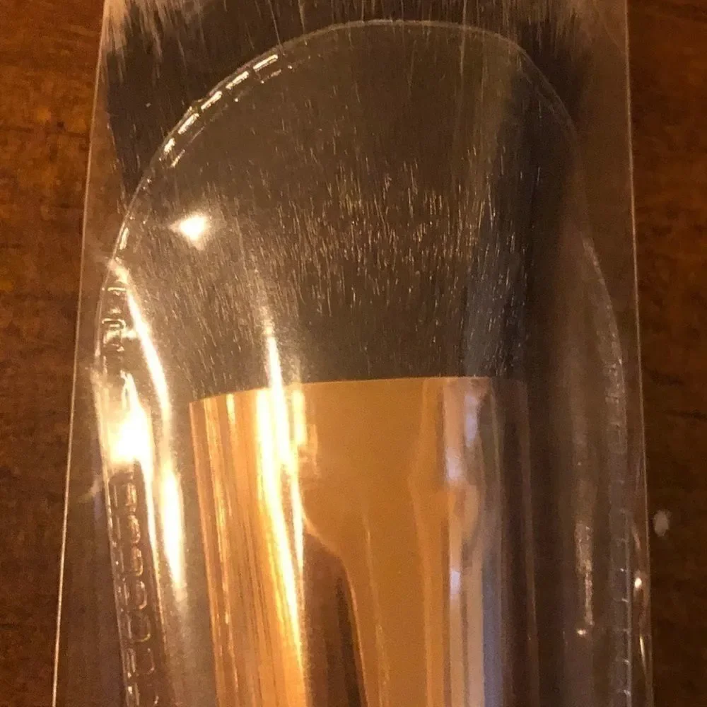 BLUSH BRUSH SHAINA B MIAMI NEW IPSY BAG